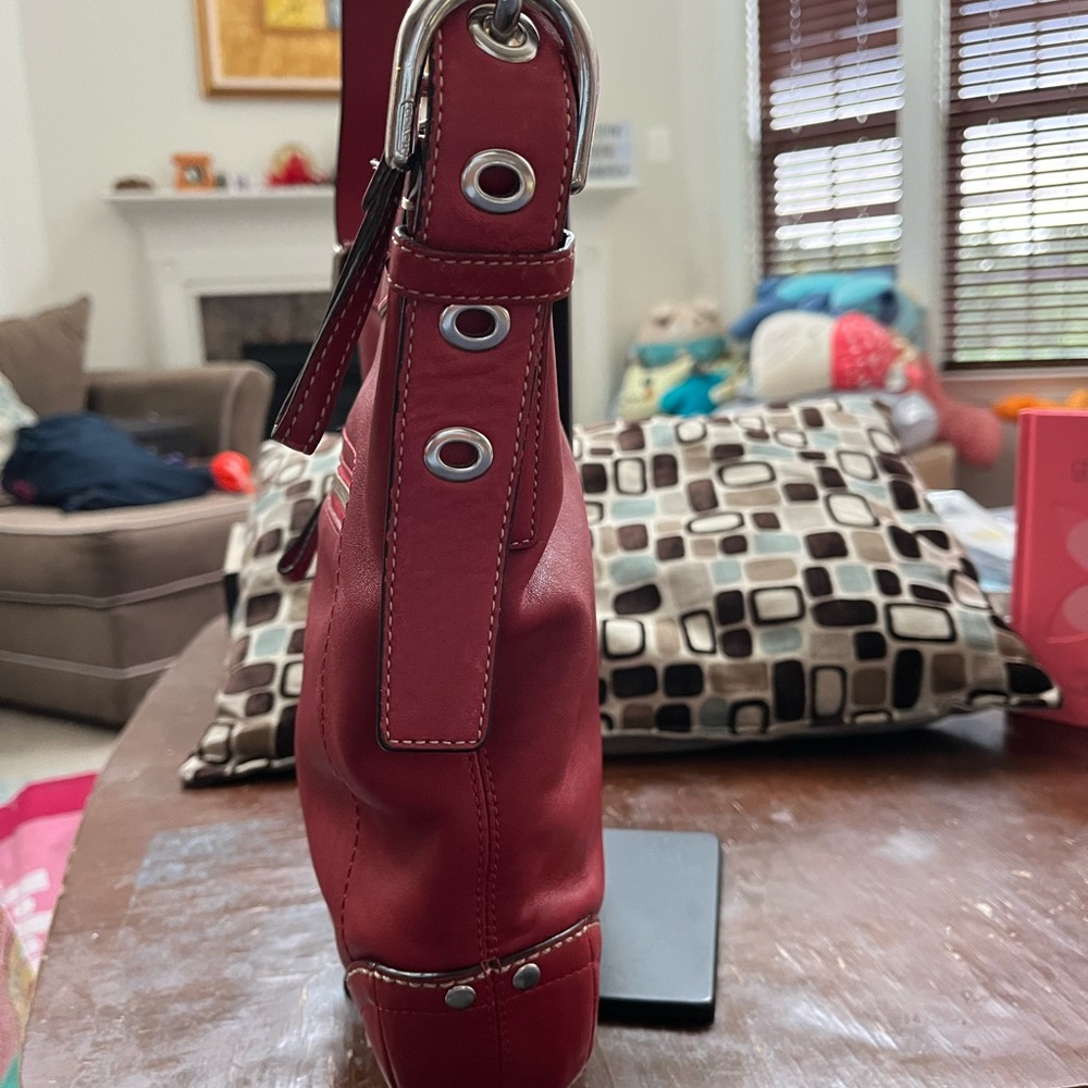 Coach RARE Vintage Lipstick Red Leather Crossbody Bag F0872-F12320 - Picture 4 of 8
